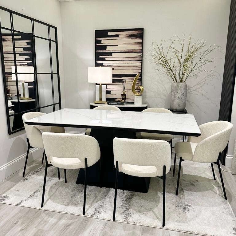 Siso Dining Table With 6 Marika Chairs