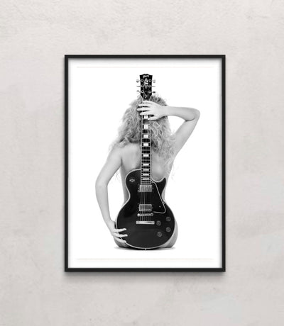 Lady And The Les Paul