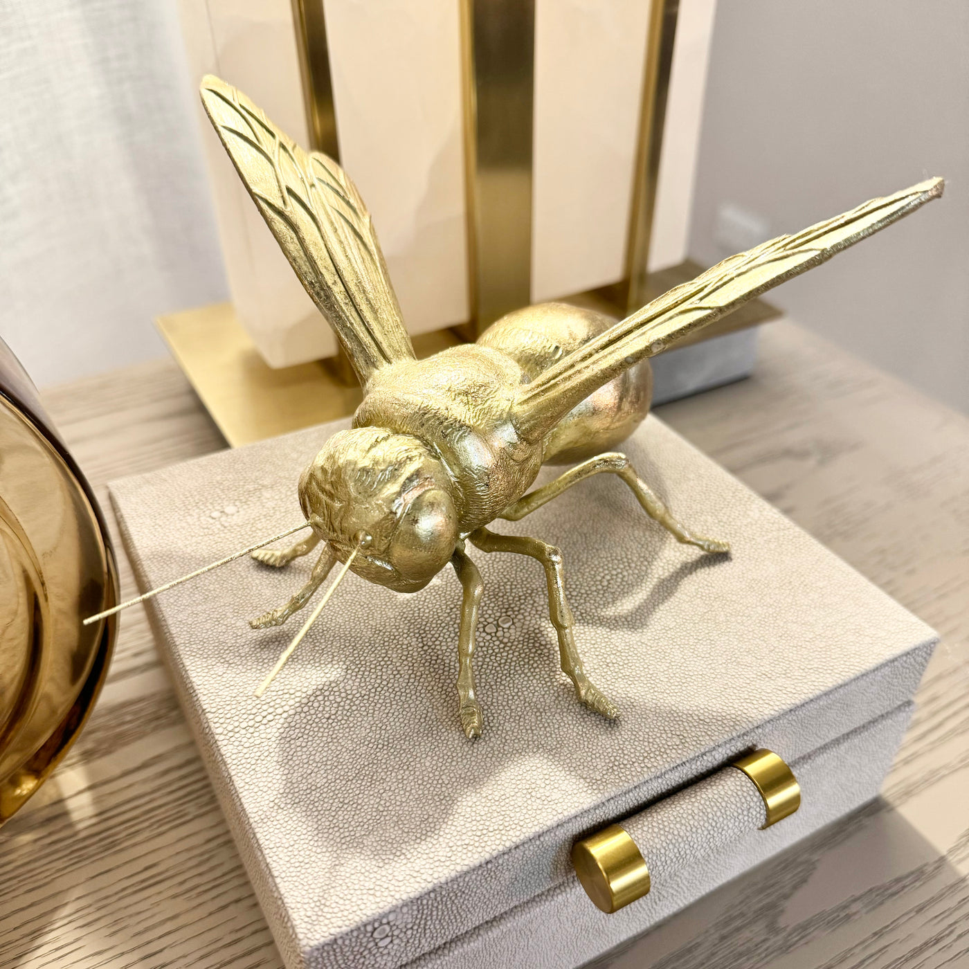 Gold Bee Deco