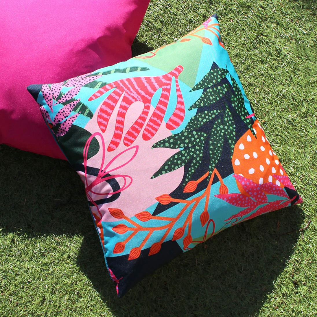 Coralina Outdoor Cushion