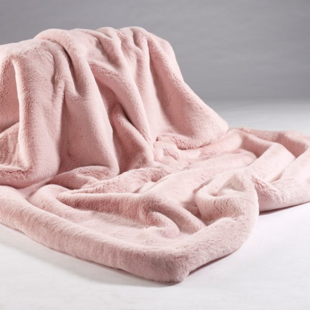 Luxe Soft Pink Faux Fur Throw