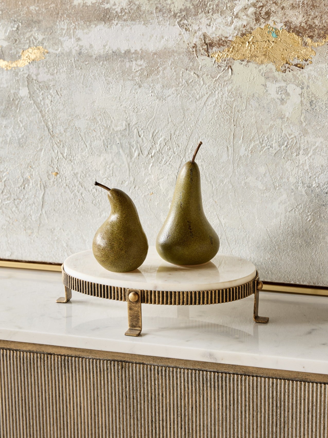 Belvedere Aged Gold Oval One Tiered Stand