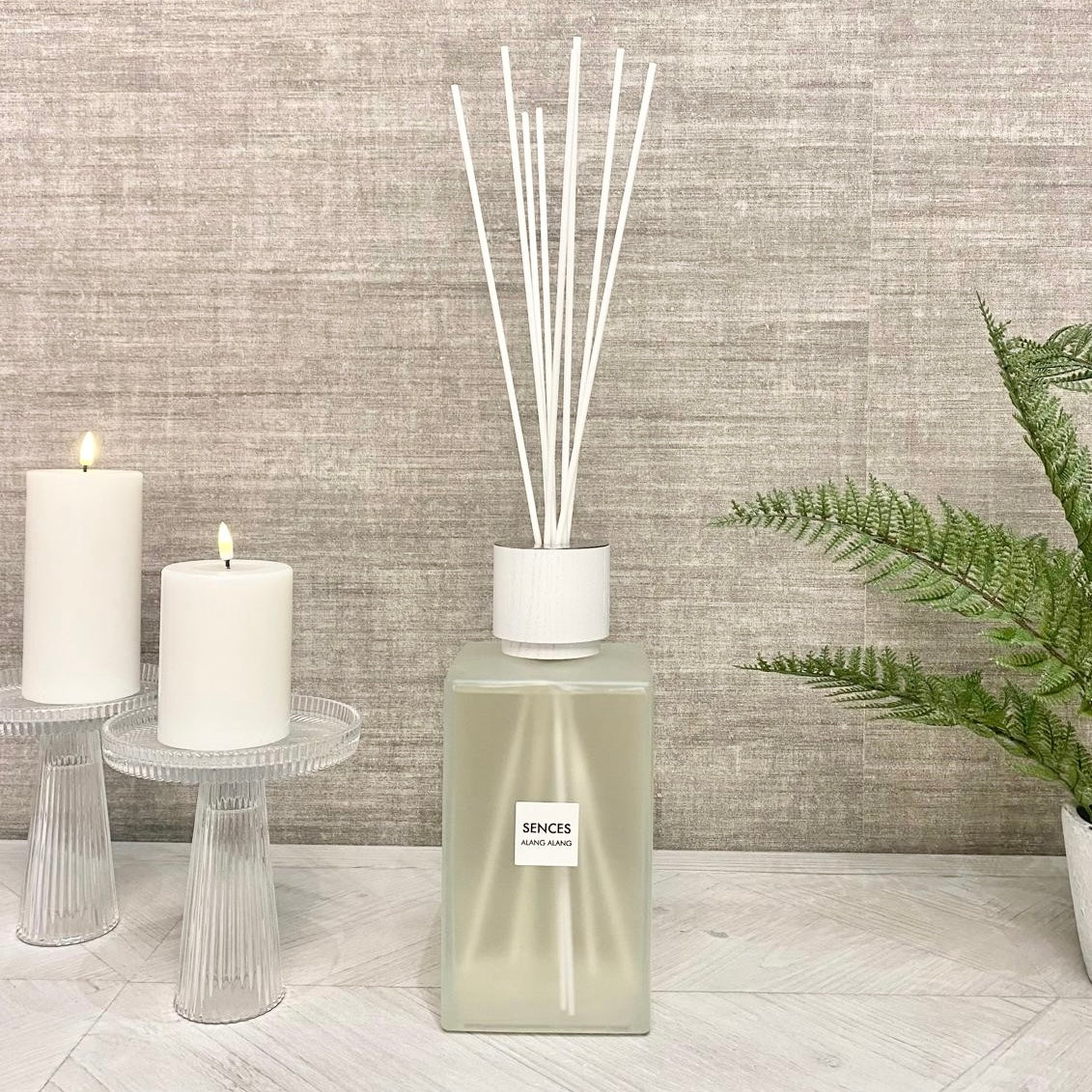 White Extra Large Alang Reed Diffuser