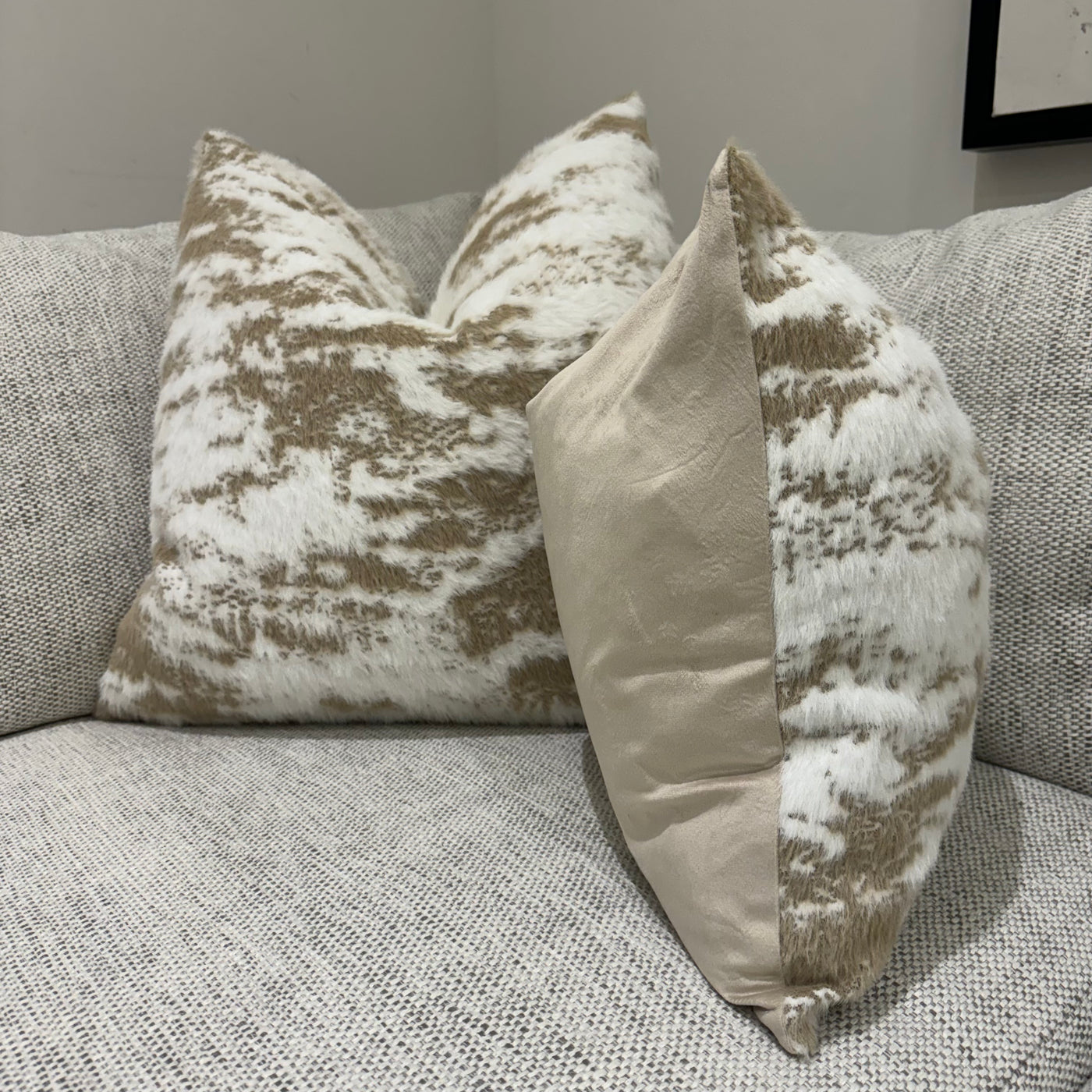 Touchme Taupe Cushion