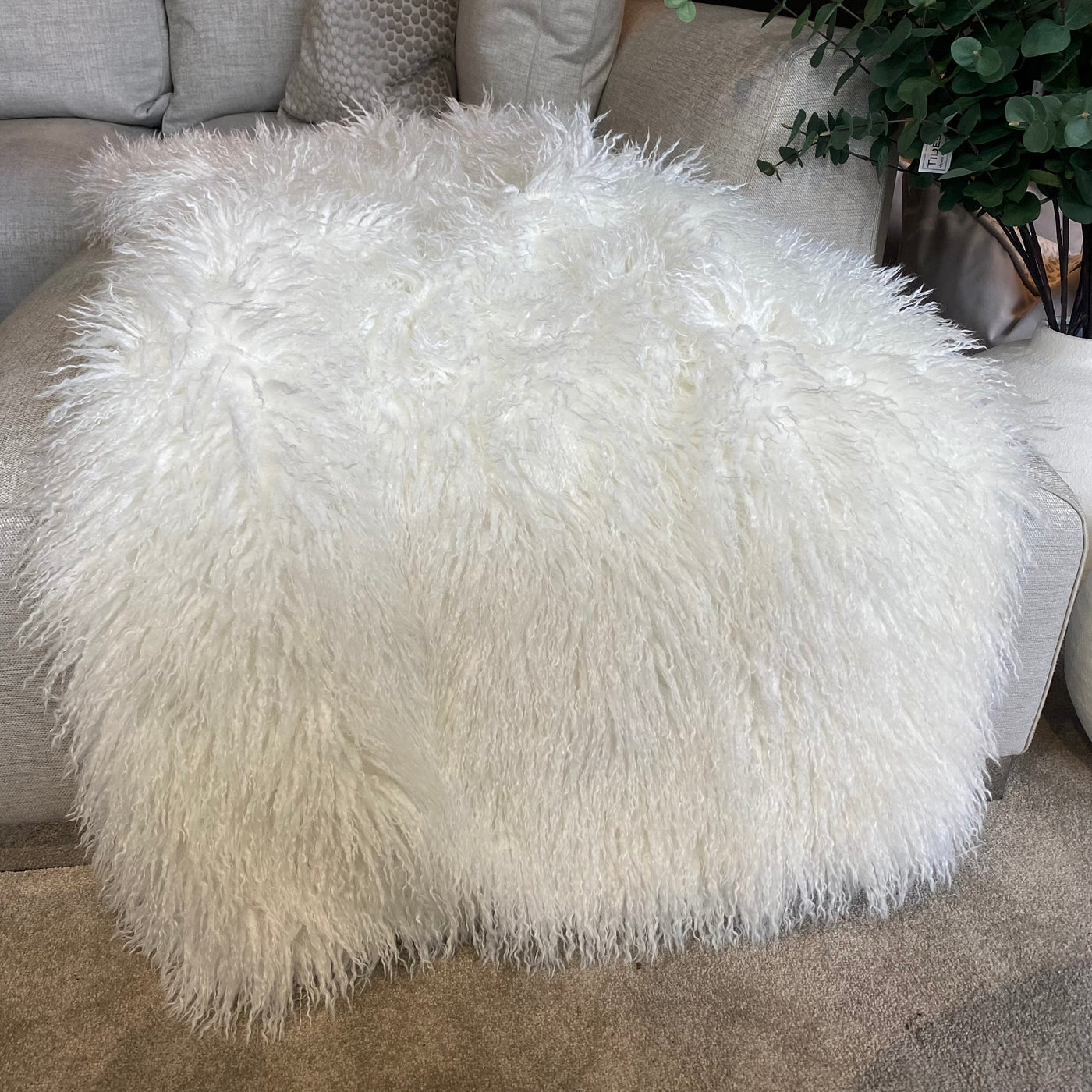 Tibet White Mongolian Throw