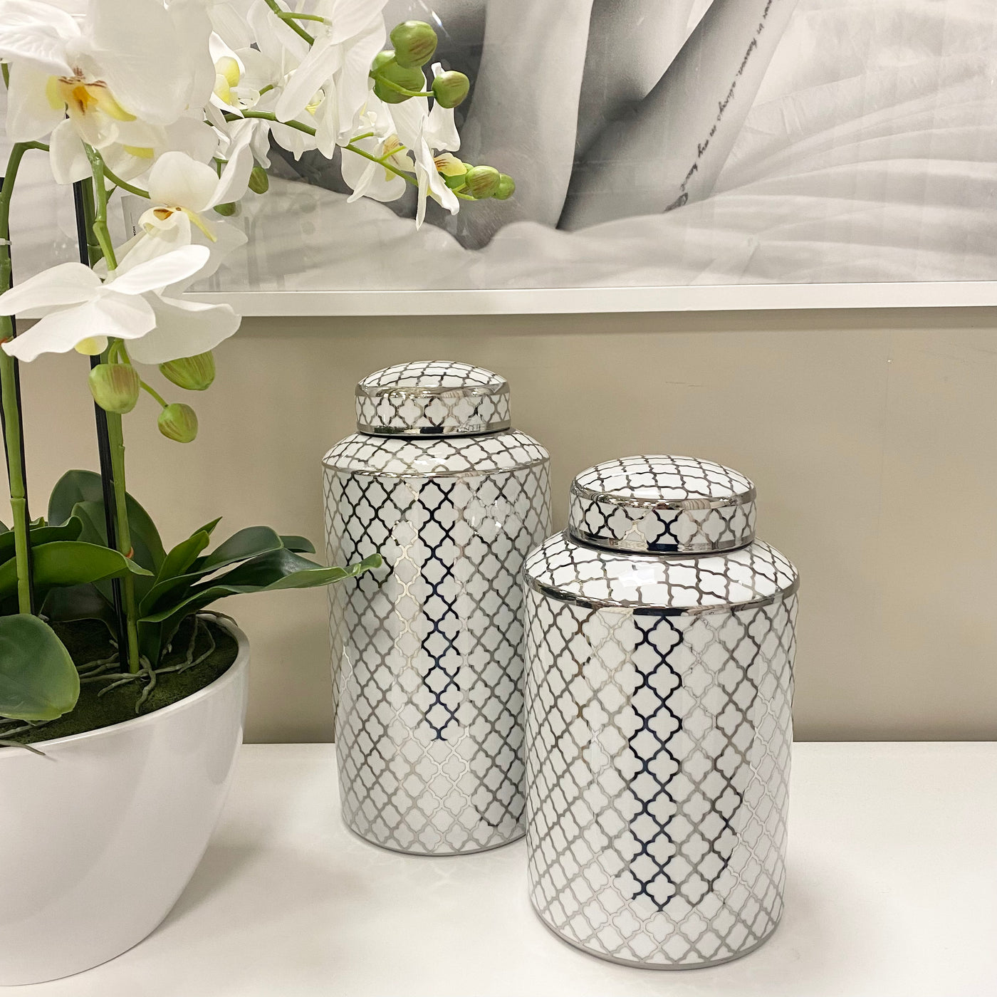 Silver & White Pattern Jar