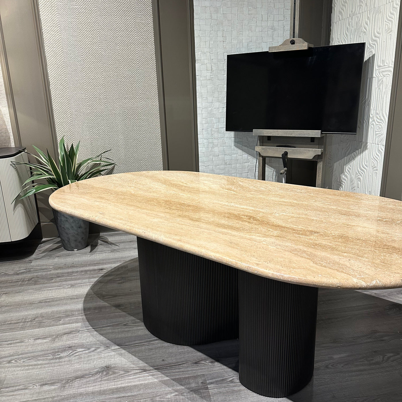 Ex Display Travertine Ribbed Base Dining Table