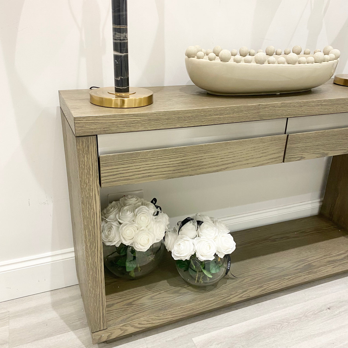 *Ex Display* 2 Draw Console Table