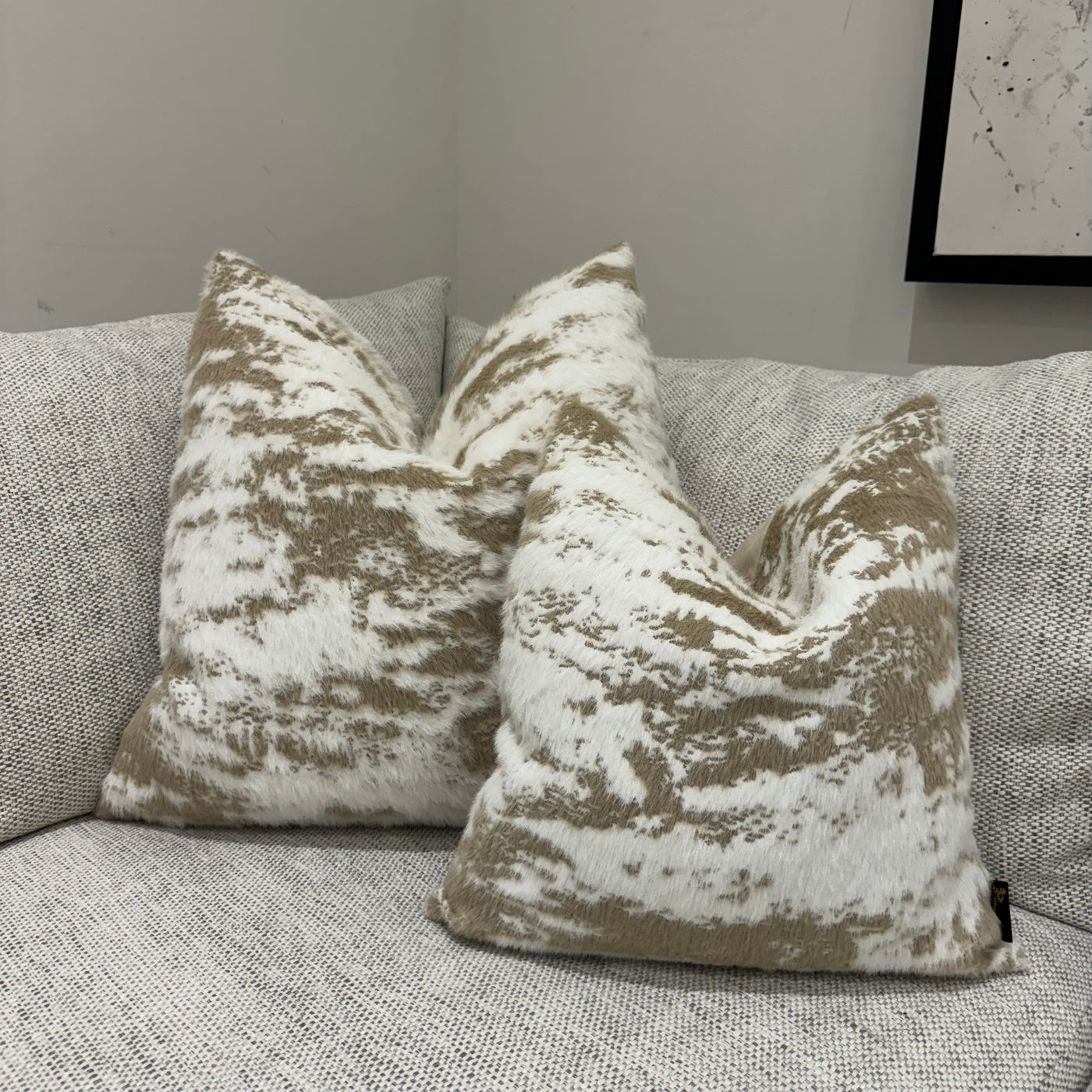 Touchme Taupe Cushion