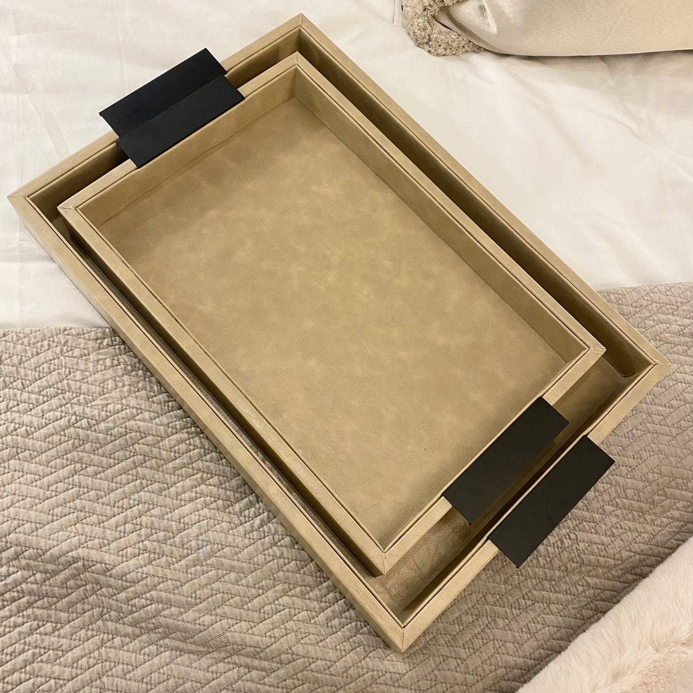 Set of 2 Leather Effect Trays