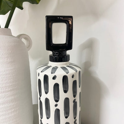 Clearance Square Lid Black & White Jar