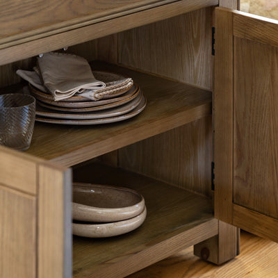 Hardwick Sideboard 2 Door Sideboard