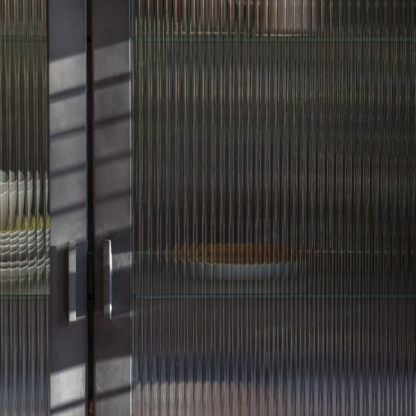 Rye 2 Door 2 Drawer Display Unit