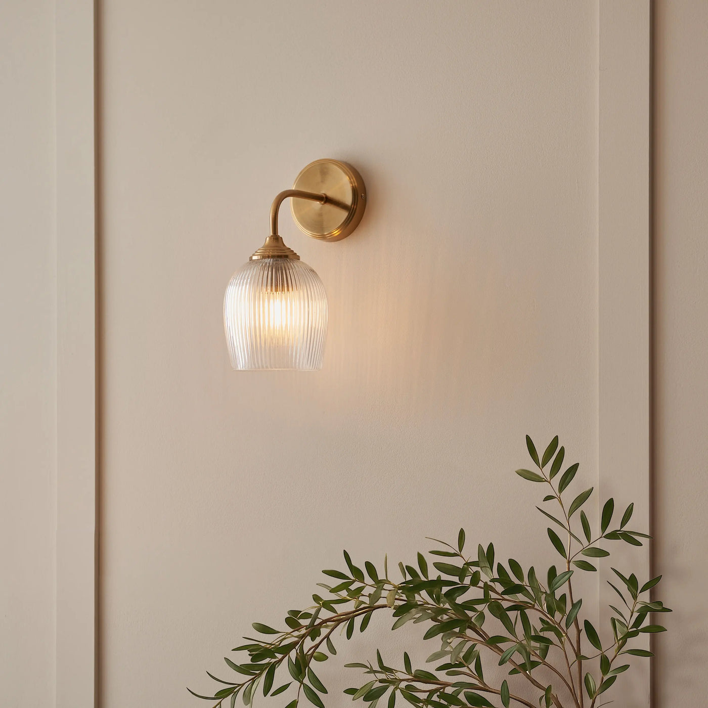 Ashcroft Ribbed Wall Light Brushed Aged Brass