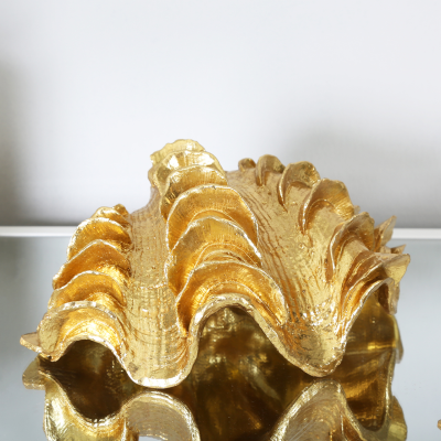 Gold Shell Decoration