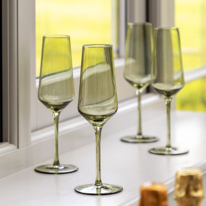 Set of 4 Flute Glass Green