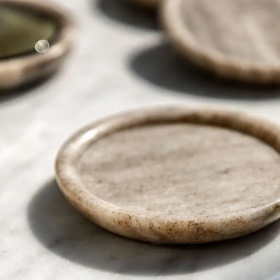 Round Coasters Set of 4 Beige Marble