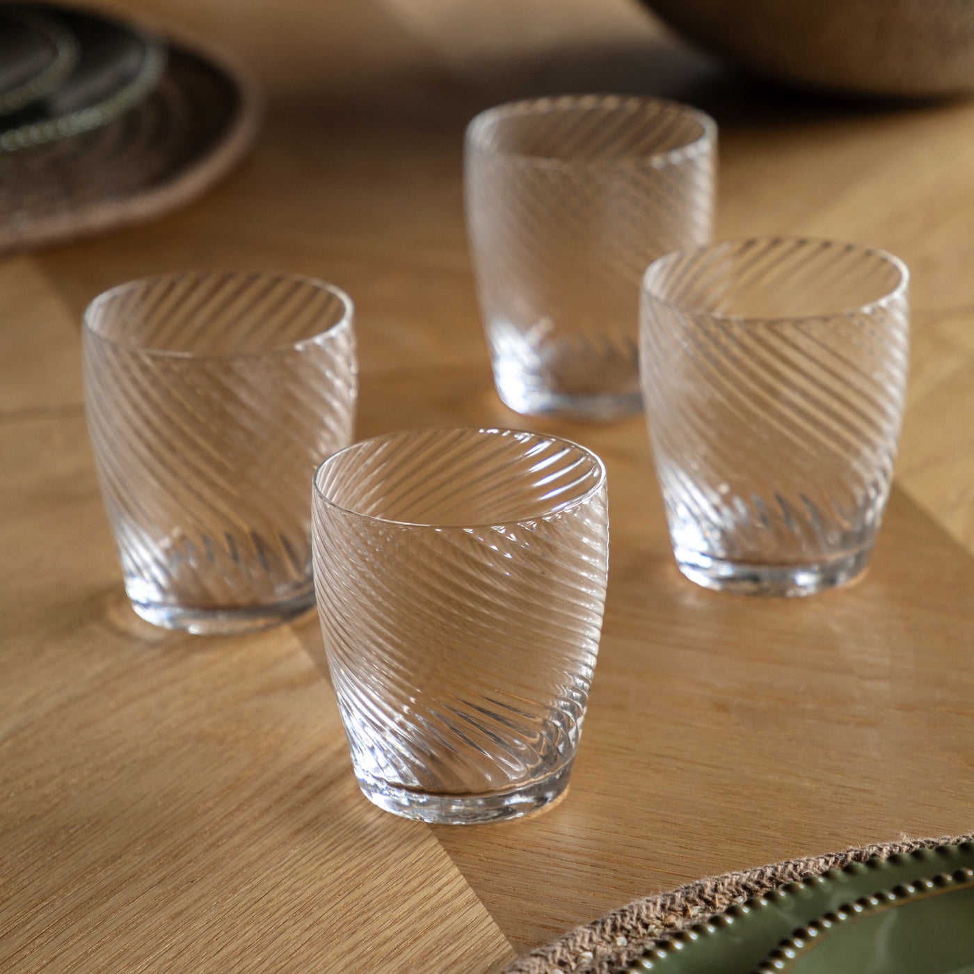 Set of 4 Swirl Tumbler Glass