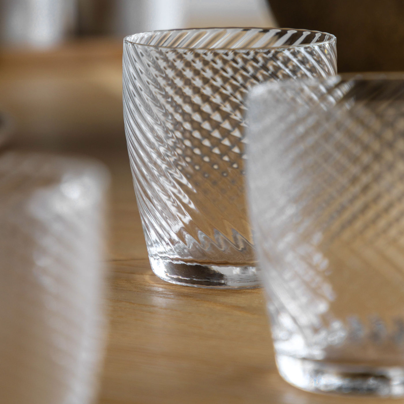 Set of 4 Swirl Tumbler Glass