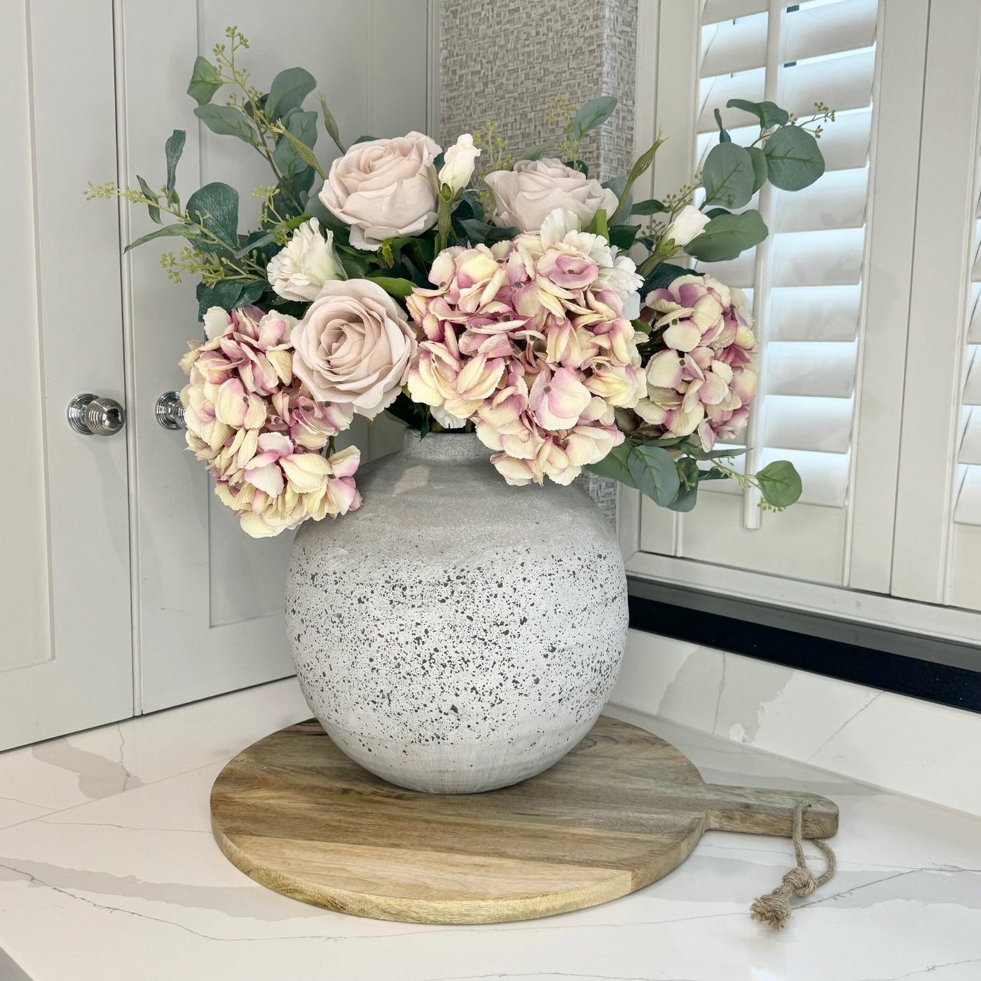 Tides Exclusive Serenity Blossom Bouquet