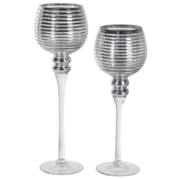Set of 2 Ribbed Silver Candle Holders